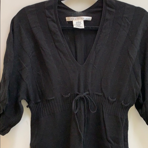 Sweater - Picture 2 of 3